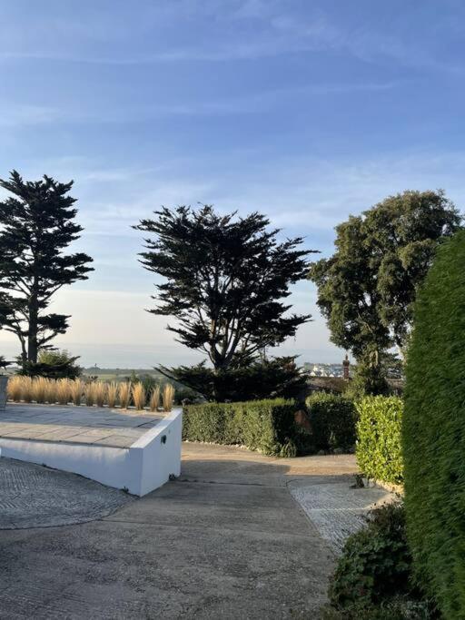 The Bolt Hole Hythe Panoramic Coast And Sea Views Villa ภายนอก รูปภาพ